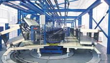 Conveyor belt for transporting refrigerator mould cores